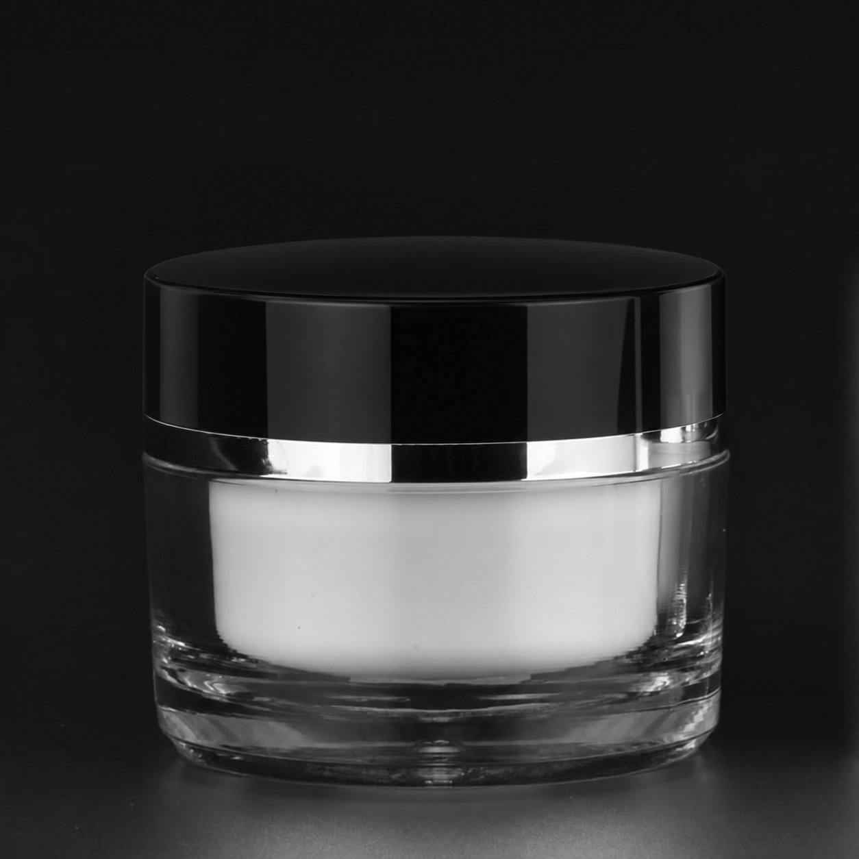 Luxan Aphrodite DuoLux 50 ml - White · Black lid